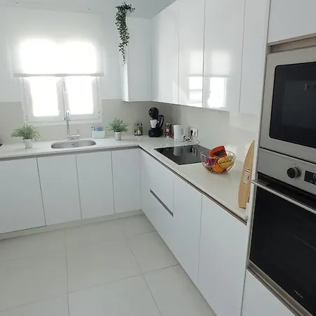 Trafalgar, Magnifica Casa En La Costa Ideal Familias Que Buscan Tranquilidad Villa